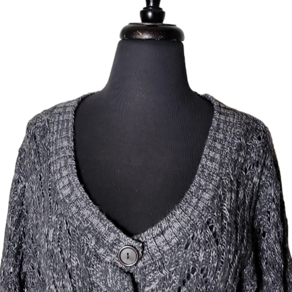 Art and Soul button closure scoop neck cardigan size XL - Picture 3 of 8